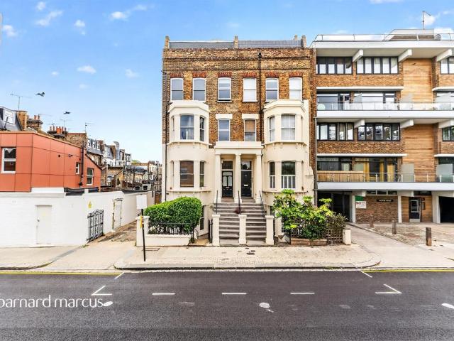 1 bedroom ground flat for sale