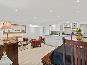 Wendell Park, London, Greater London - Garden