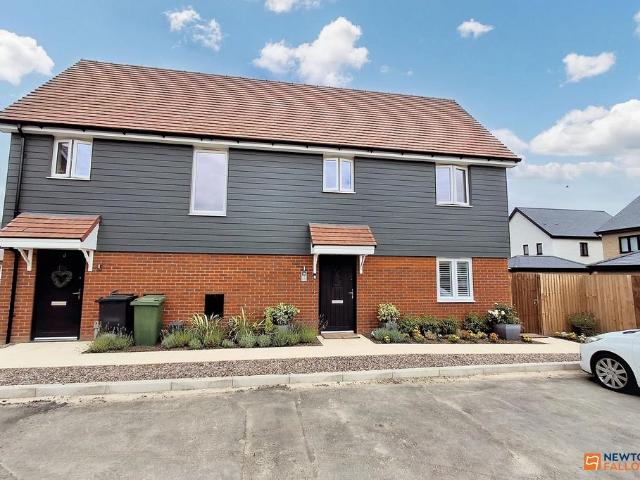 2 bedroom ground flat to rent