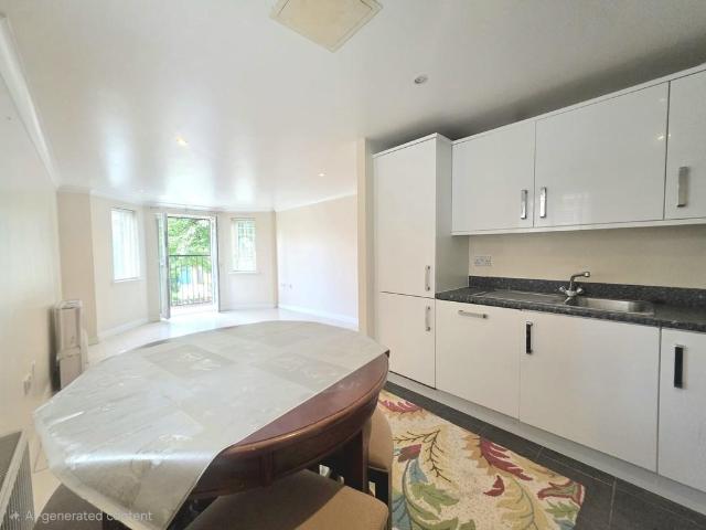 2 bedroom ground flat to rent
