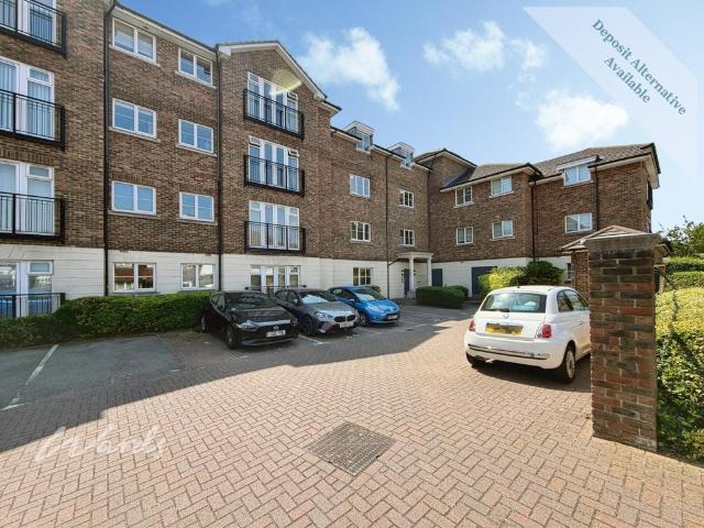 2 bedroom ground flat to rent