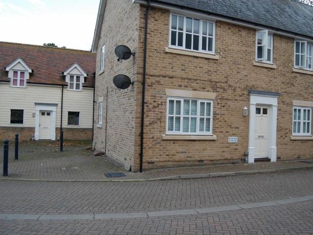 2 bedroom ground flat to rent
