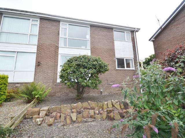 2 bedroom ground flat to rent
