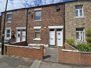 2 bedroom ground flat to rent