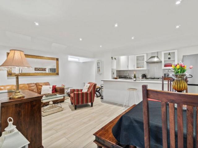 2 bedroom ground flat to rent
