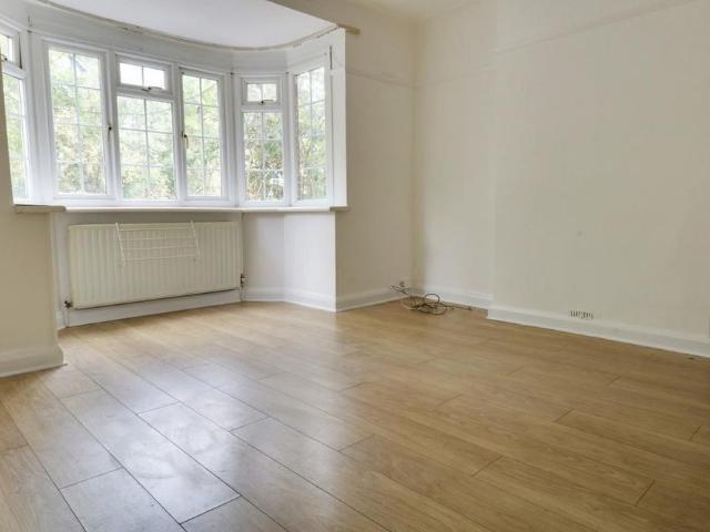 2 bedroom ground floor maisonette to rent