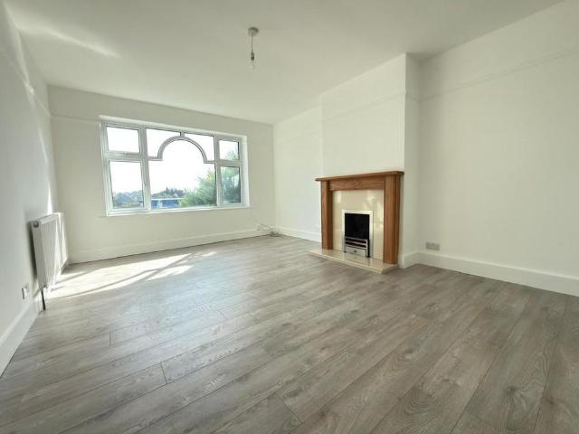 2 bedroom ground floor maisonette to rent