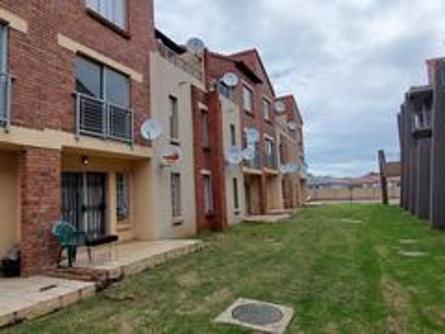 2 bedroom ground floor apartment on.