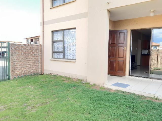 2 Bedroom Ground floor Charming unit to rent