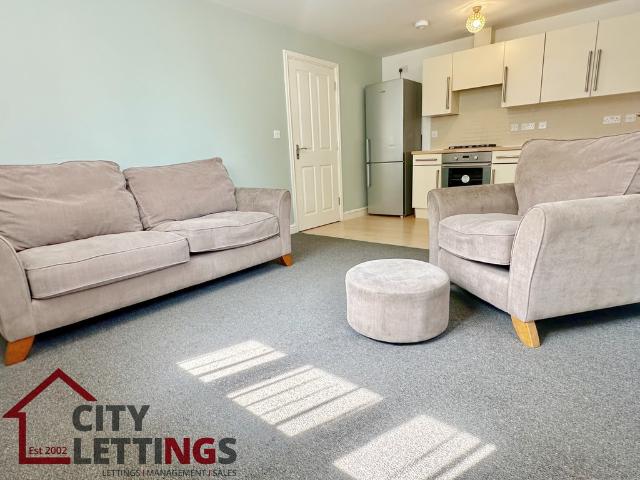 2 Bedroom Ground Floor Flat