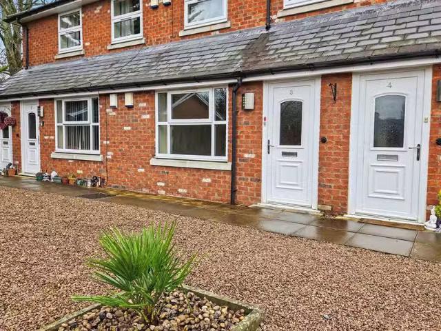 2 bedroom ground floor flat for rent in Childe Road, Cleobury.