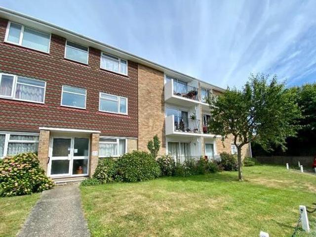 2 Bedroom Ground Floor Flat For Rent In Rustington, West Sussex