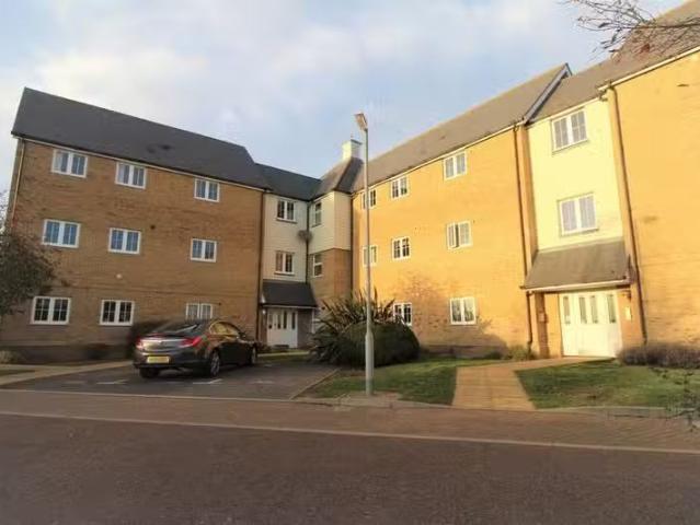 2 bedroom ground floor flat for rent in Weyland Drive, Stanway.