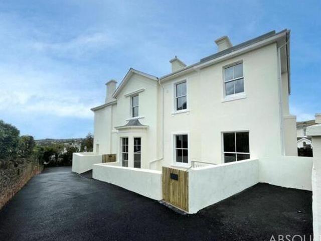 2 Bedroom Ground Floor Flat For Rent In Torquay