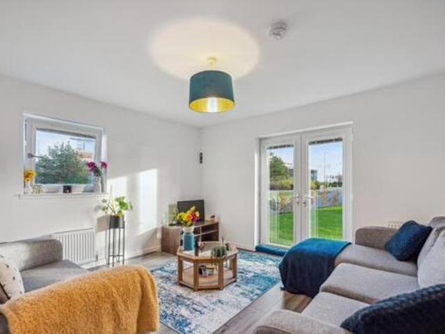 2 Bedroom Ground Floor Flat For Sale In Alloa, Clackmannanshire