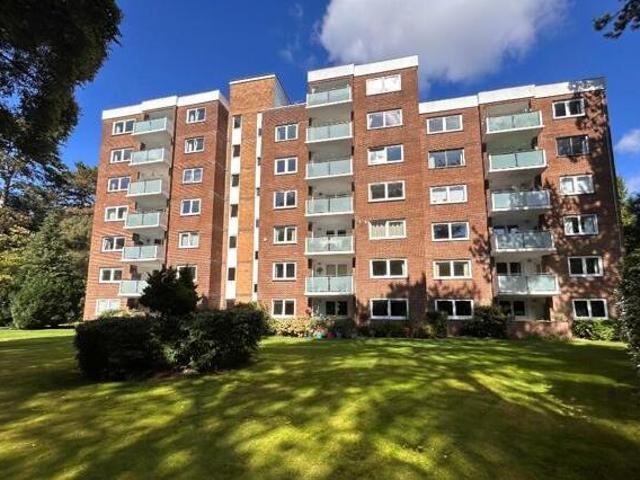 2 Bedroom Ground Floor Flat For Sale In Poole, Dorset