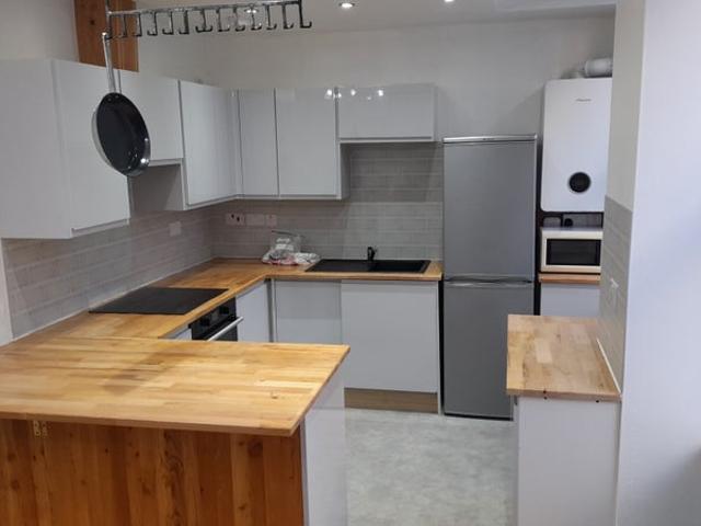2 Bedroom Ground Floor Flat No Short Term/Fringe