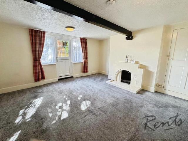2 bedroom ground floor flat to rent