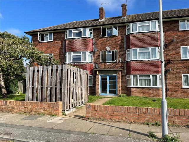 2 bedroom Ground floor flat to rent