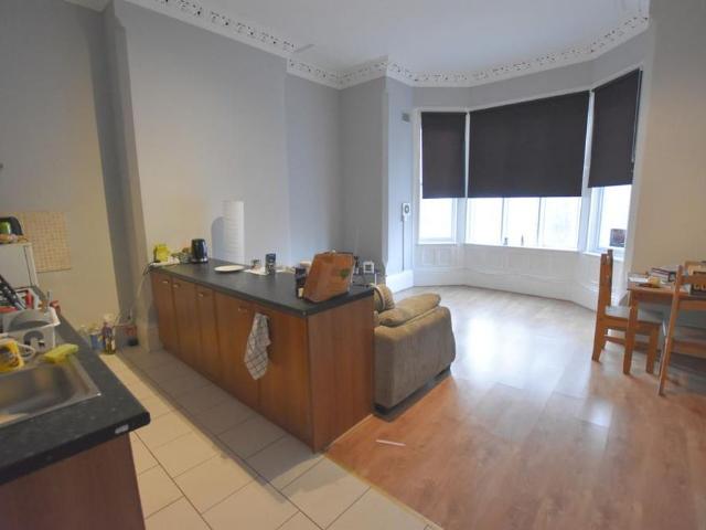2 bedroom ground floor flat to rent