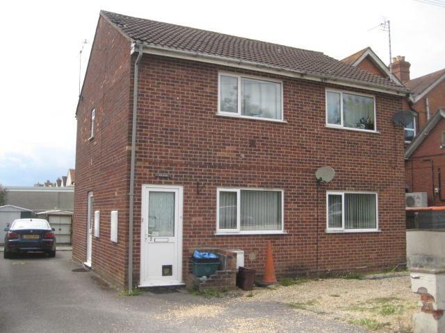2 bedroom ground floor flat to rent