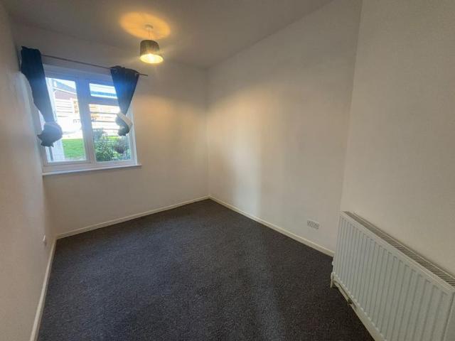2 bedroom ground floor flat to rent