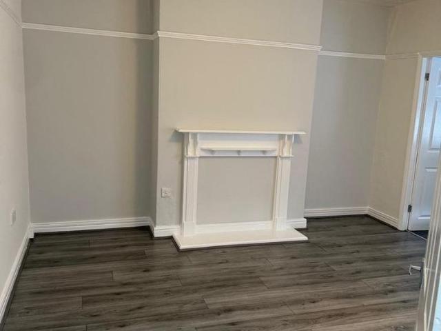 2 bedroom ground floor flat to rent