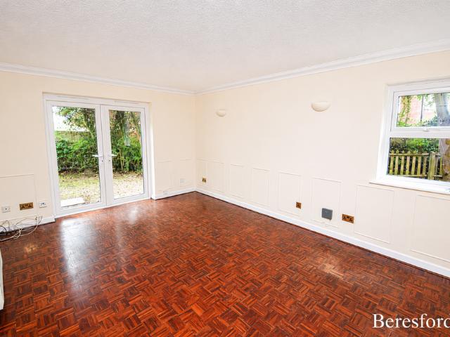 2 bedroom ground floor flat to rent