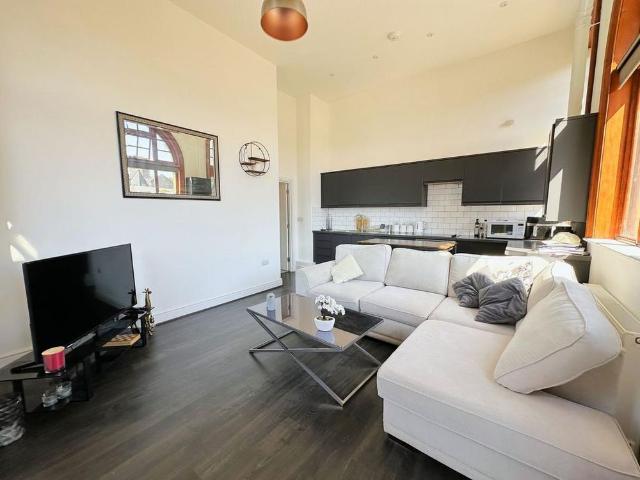 2 bedroom ground floor flat to rent