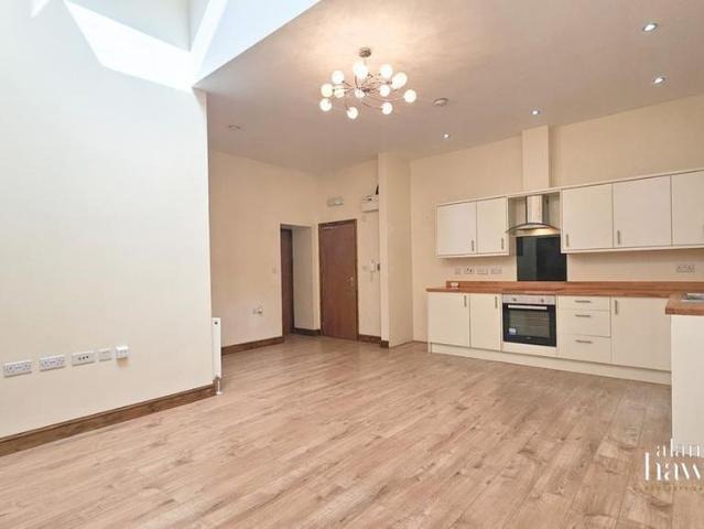 2 bedroom ground floor flat to rent