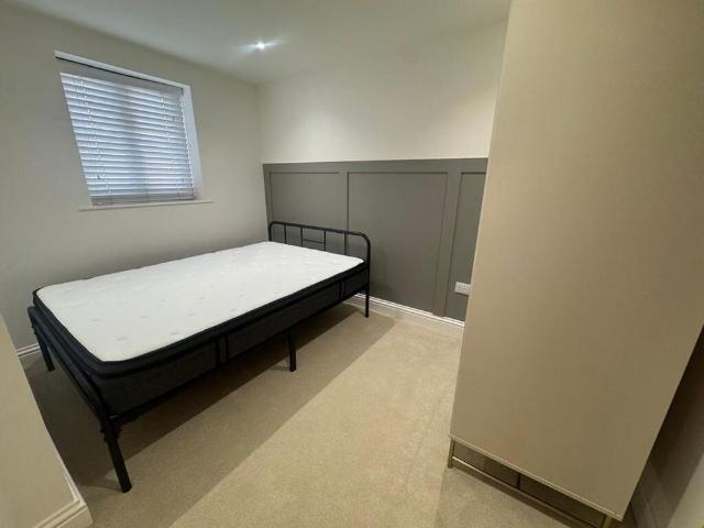 2 bedroom ground floor flat to rent