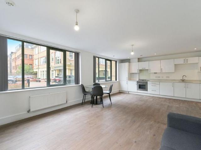 2 bedroom ground floor flat to rent
