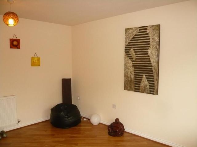 2 bedroom ground floor flat to rent