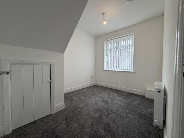 2 bedroom ground floor flat to rent