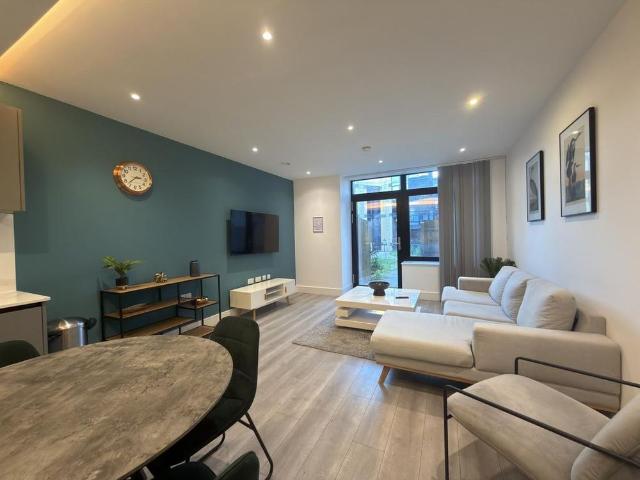 2 bedroom ground floor flat to rent
