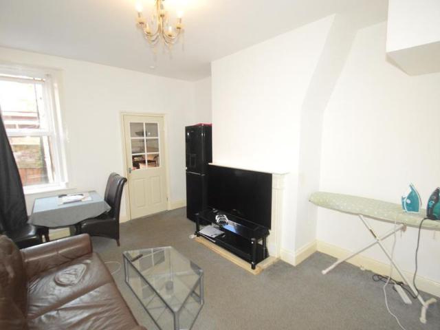 2 bedroom ground floor flat to rent