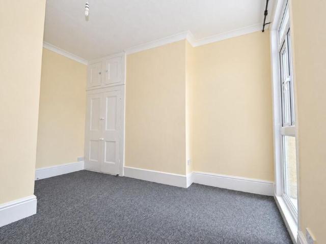 2 bedroom ground floor flat to rent
