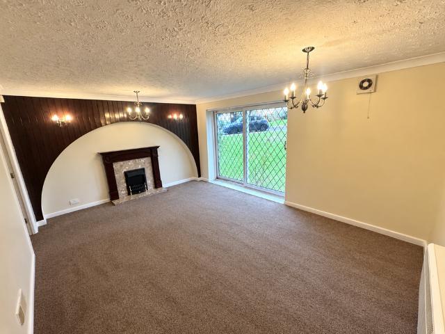 2 bedroom ground floor flat to rent
