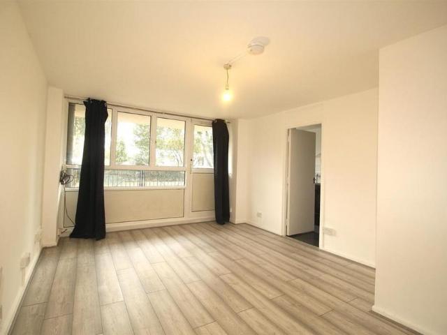 2 bedroom ground floor flat to rent