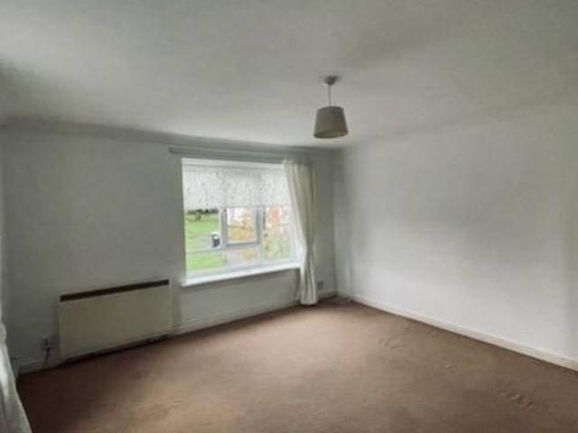 2 bedroom ground floor flat to rent