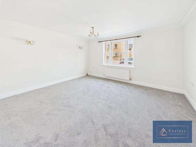 2 bedroom ground floor flat to rent