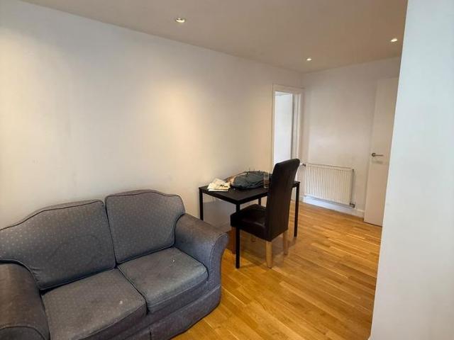 2 bedroom ground floor flat to rent