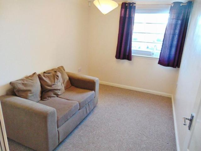 2 bedroom ground floor flat to rent