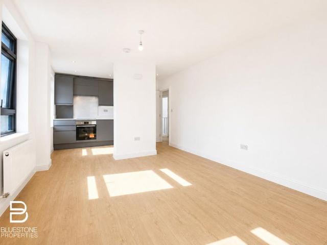 2 bedroom ground floor flat to rent