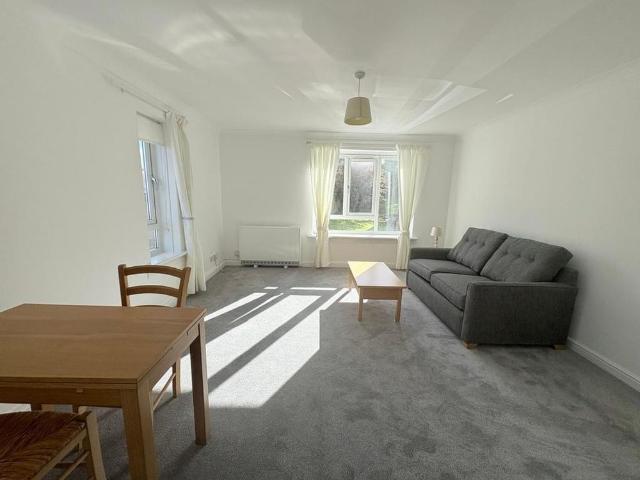 2 bedroom ground floor flat to rent
