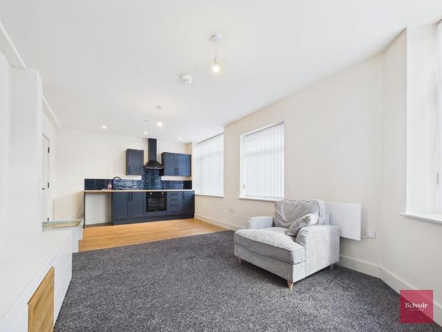 2 bedroom ground floor flat to rent