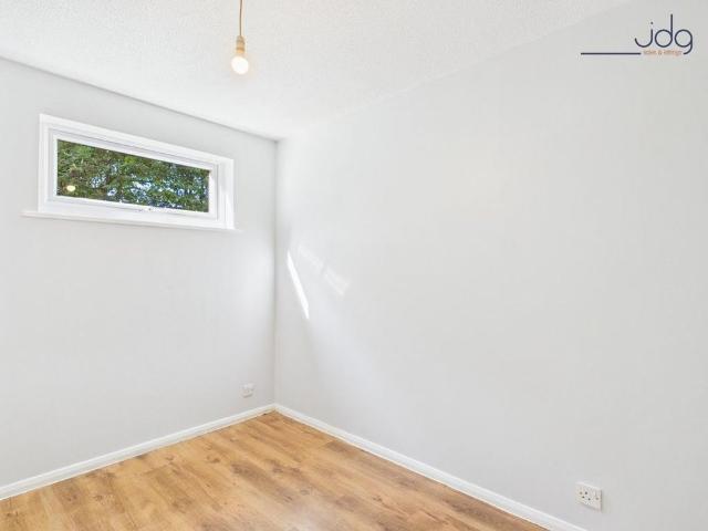 2 bedroom ground floor flat to rent