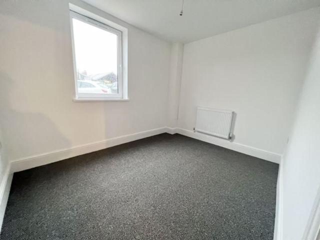 2 bedroom ground floor flat to rent