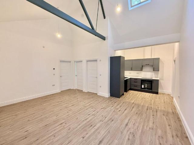 2 bedroom ground floor flat to rent