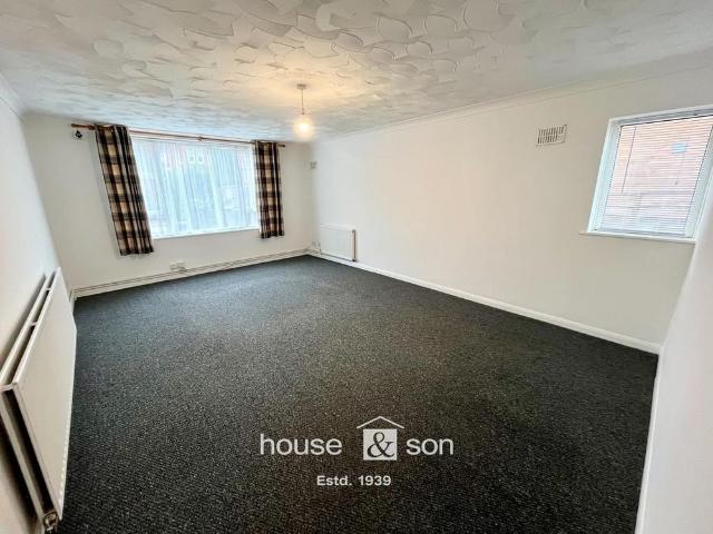2 bedroom ground floor flat to rent